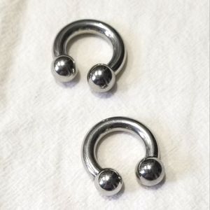 Stainless Steel Horseshoe Twist Ball Earrings 4 Gauge